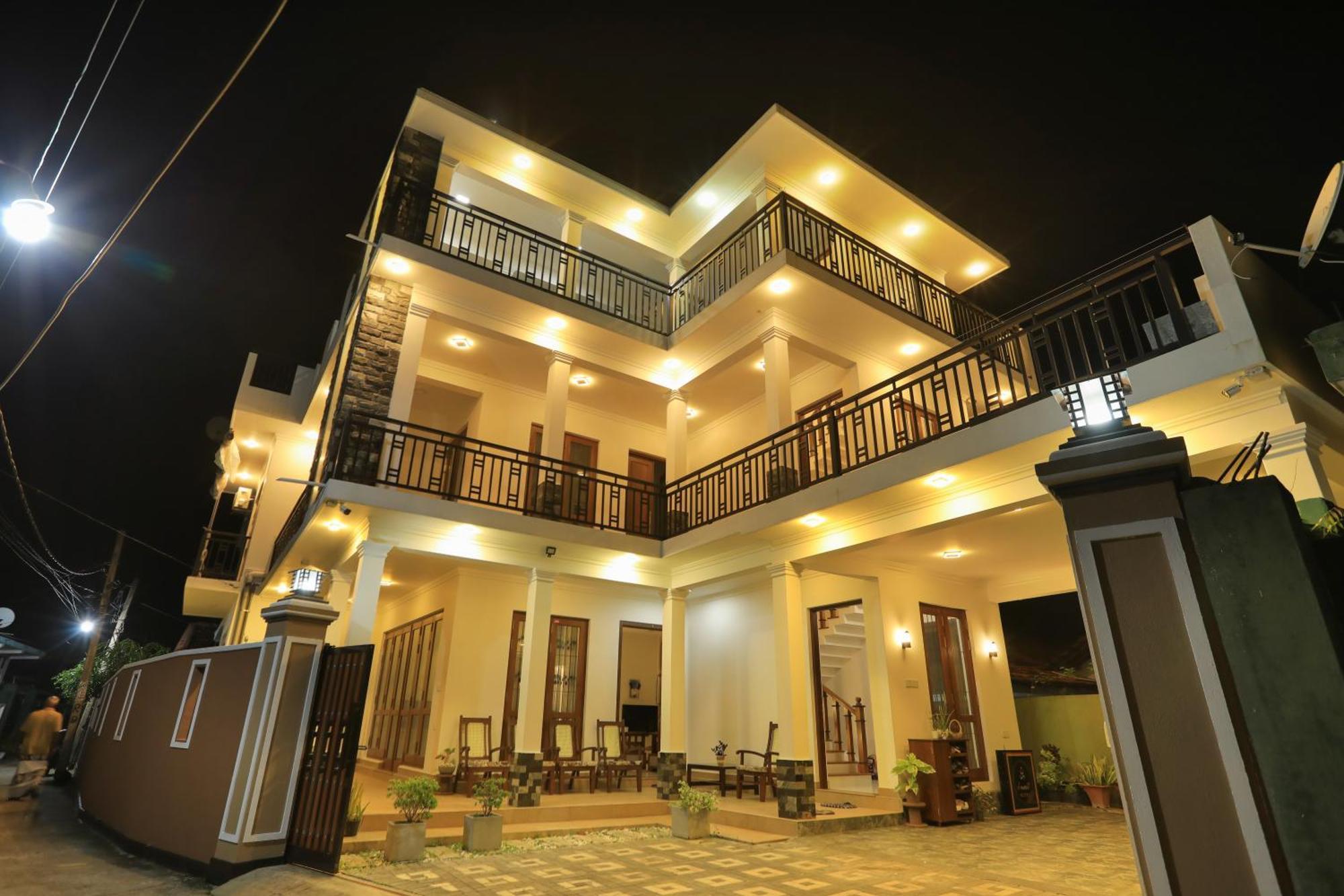 D Marit Motel Negombo Exterior photo
